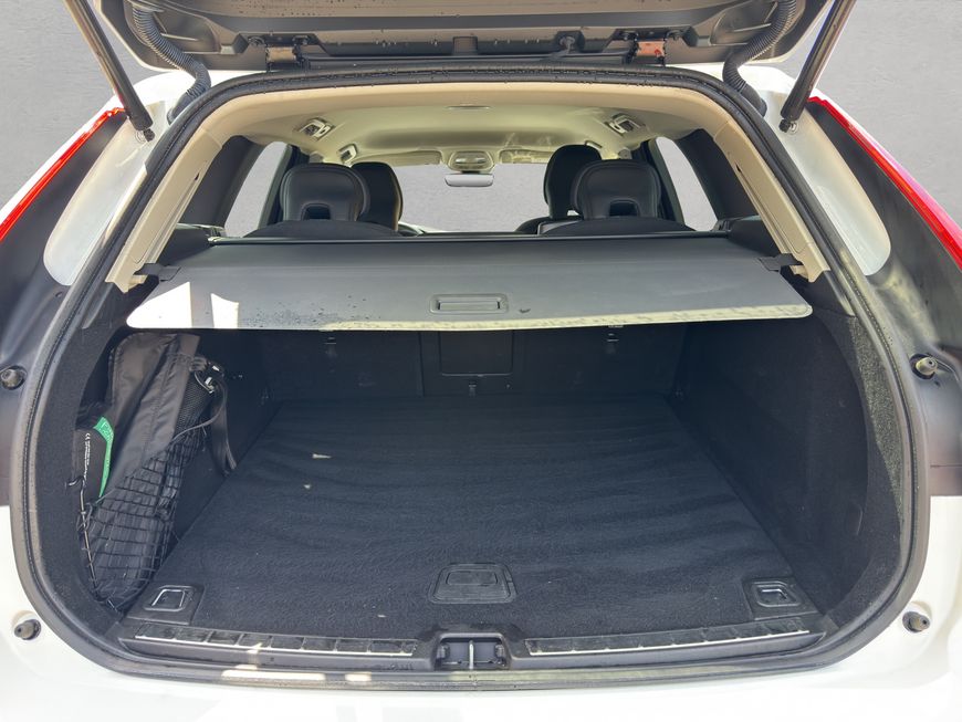 Volvo  Momentum Pro