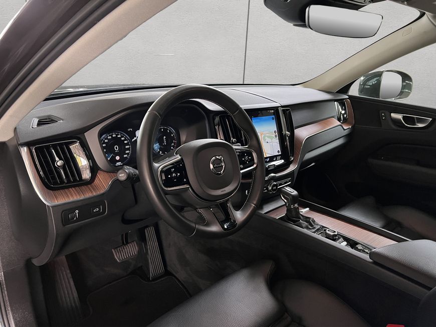 Volvo  Momentum Pro