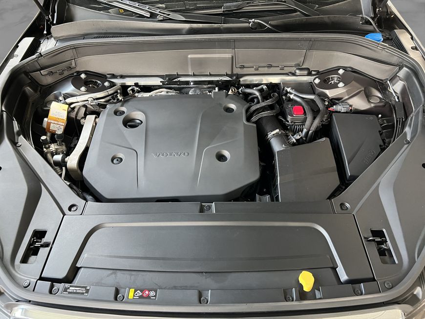 Volvo  Plus Bright