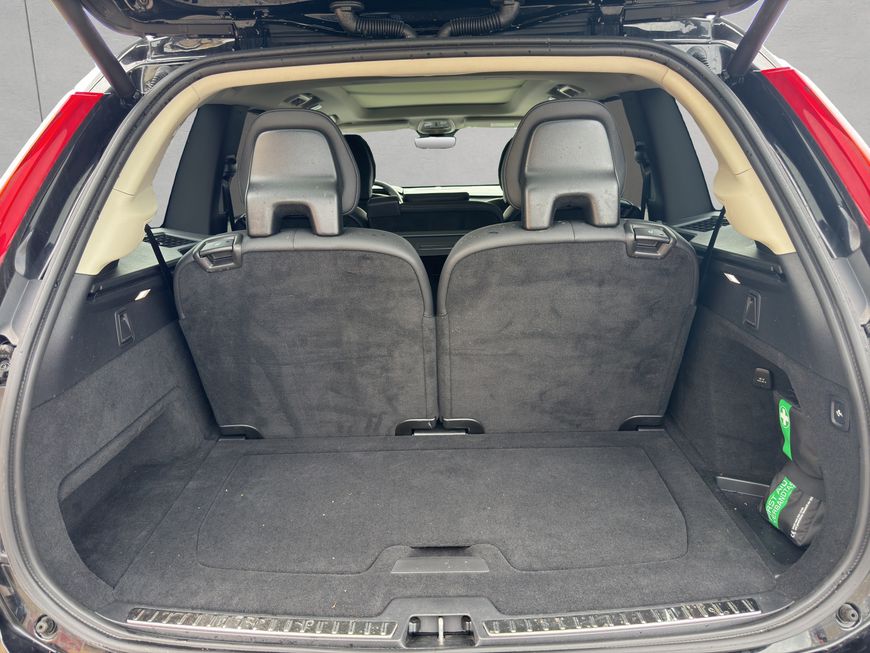 Volvo  Plus Bright