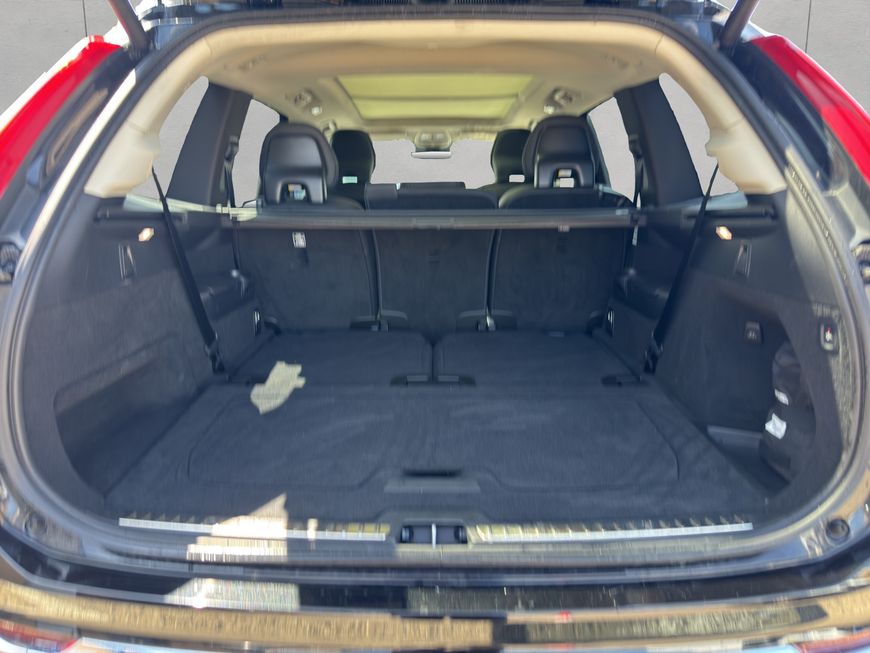 Volvo  Plus Bright