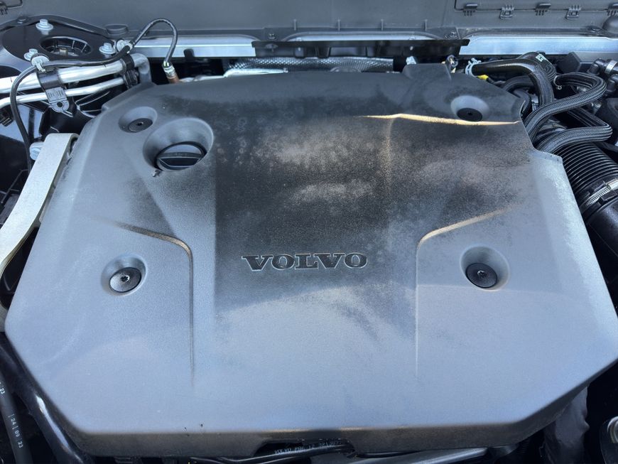 Volvo  Plus Bright
