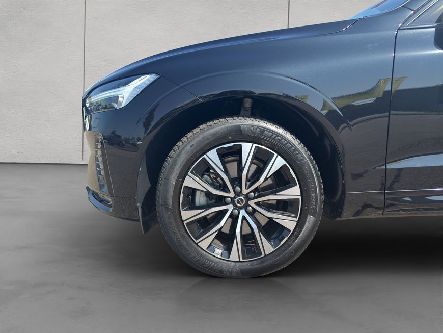 Volvo  Plus Dark