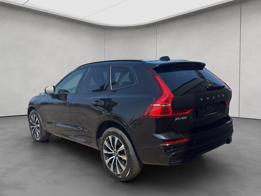 Volvo  Plus Dark
