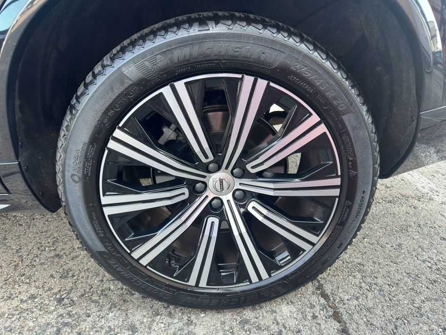 Volvo  Plus Bright