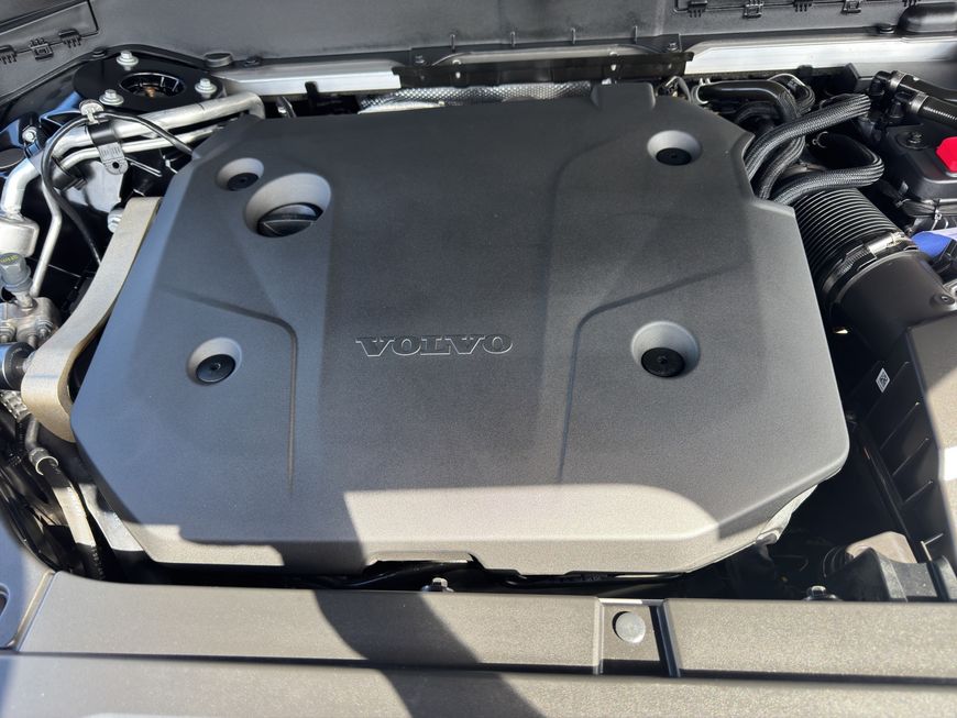 Volvo  Plus Bright