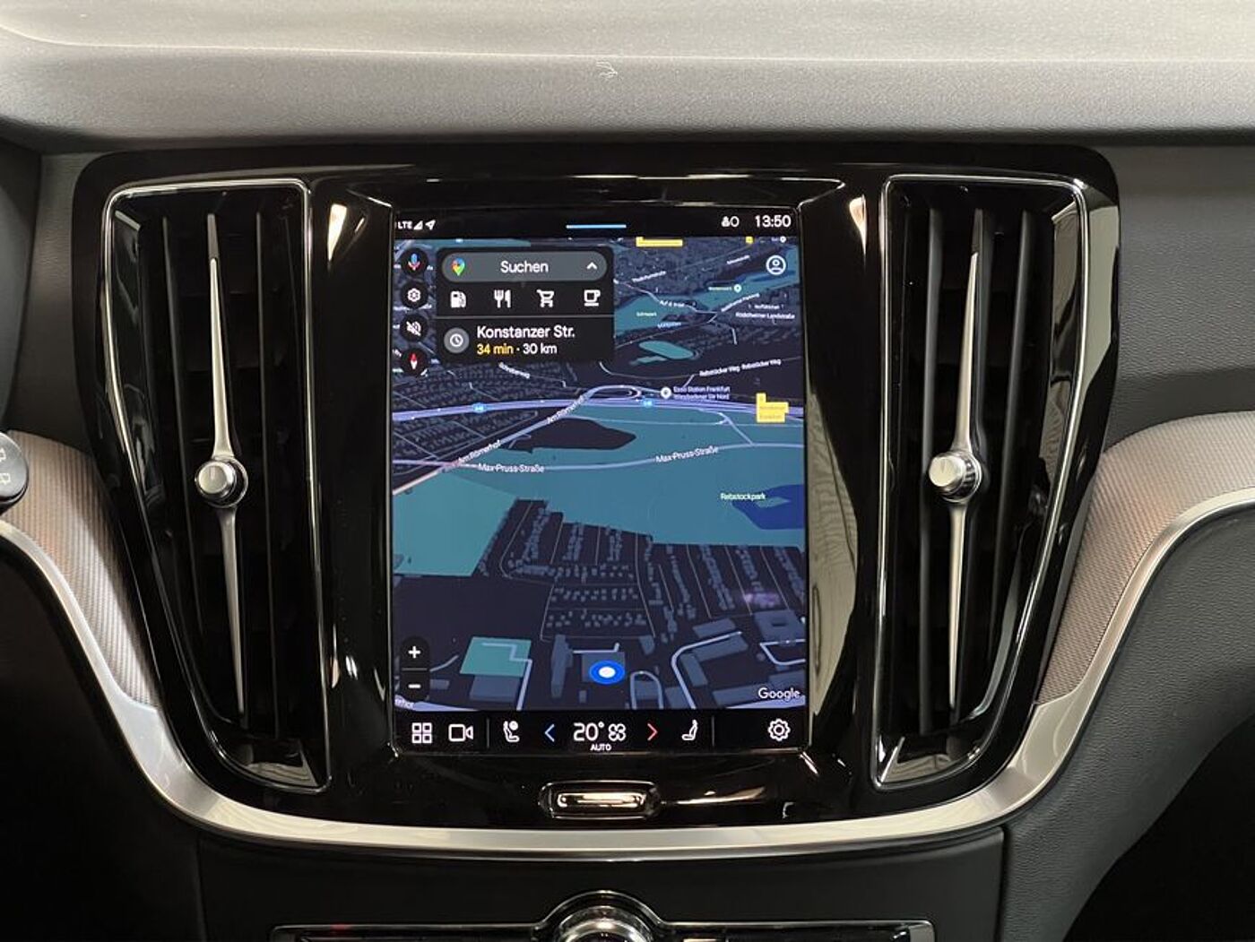 Volvo  Plus Bright