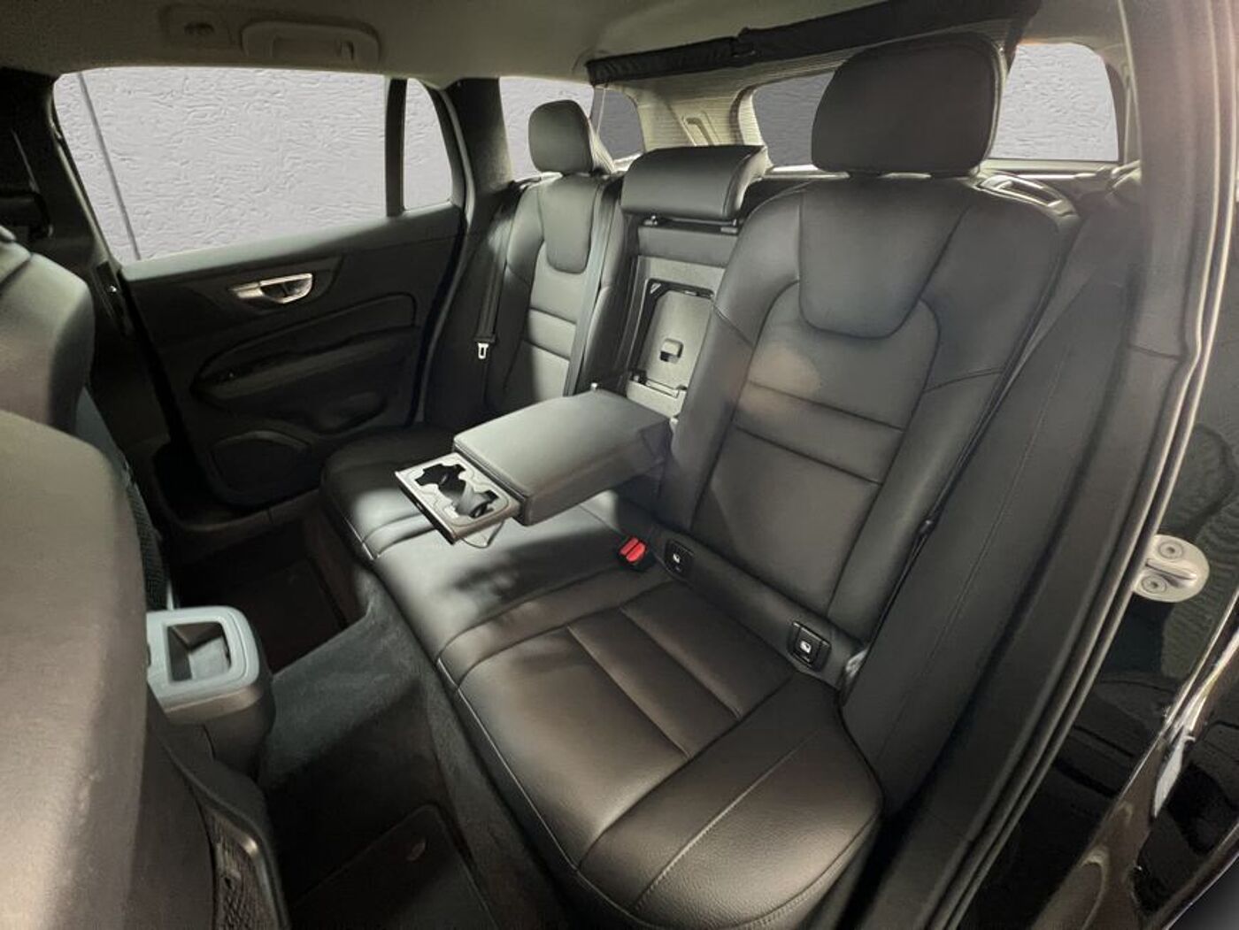 Volvo  Plus Bright