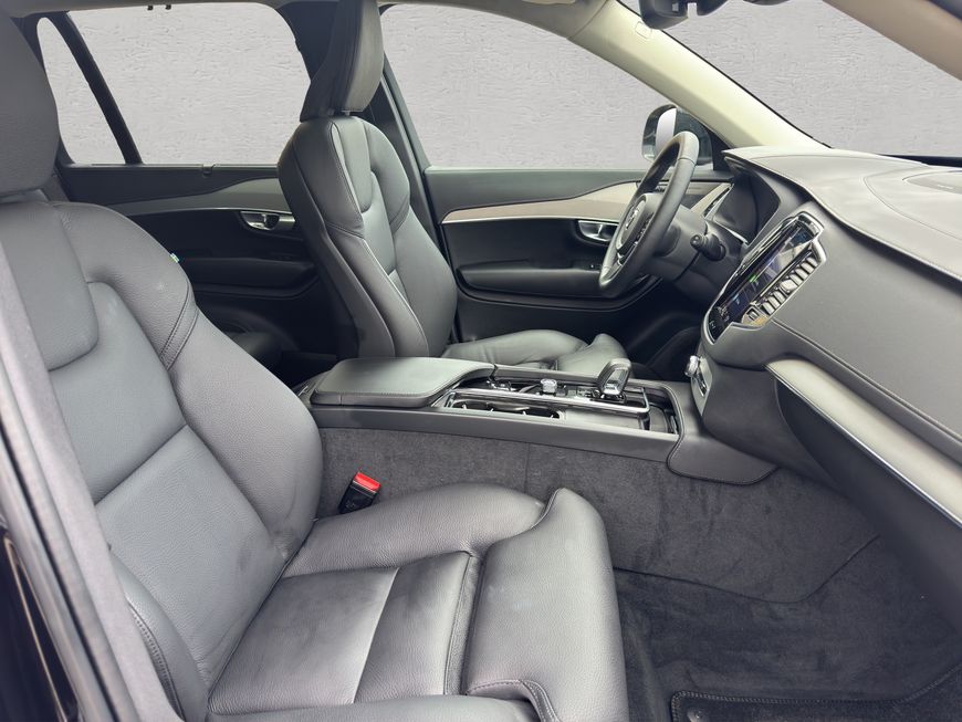 Volvo  Plus Bright