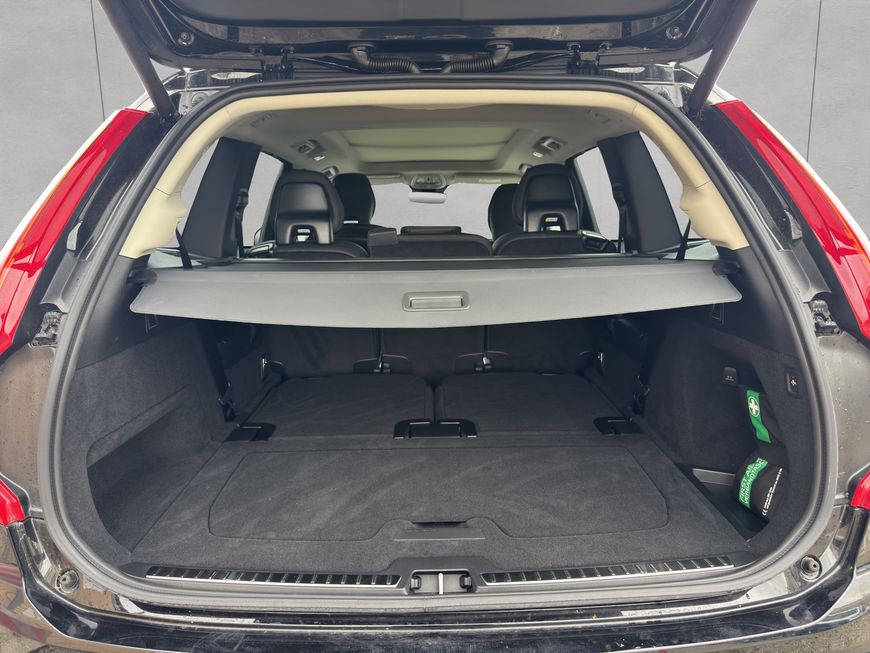 Volvo  Plus Bright