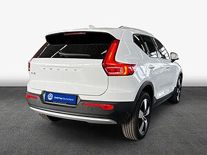 Volvo  Momentum
