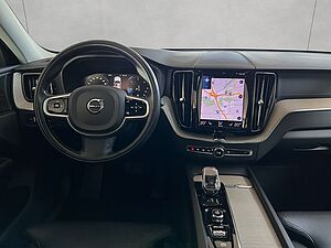 Volvo  B4 AWD  Aut Glasd BLIS HeadUpDisplay