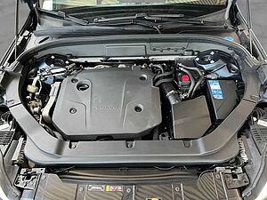Volvo  B4 AWD  Aut Glasd BLIS HeadUpDisplay