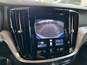 Volvo  T4  Aut PilotAssist BLIS Kamera Navi Voll-LED