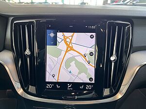 Volvo  Momentum Pro