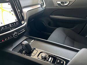 Volvo  Momentum Pro