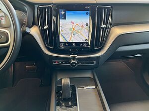 Volvo  Momentum Pro