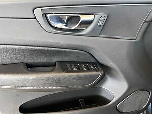 Volvo  Momentum Pro