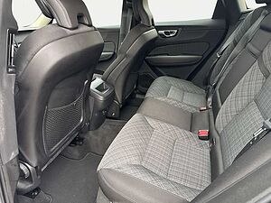 Volvo  Momentum Pro