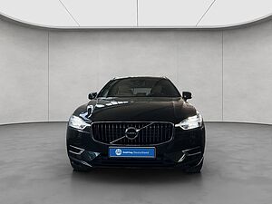 Volvo  T8 Twin-Engine AWD  Glasd PilotAssist