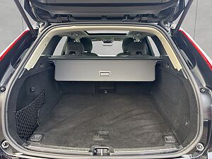 Volvo  Plus Dark