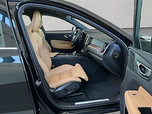 Volvo  T6 AWD Recharge  Glasd 360° PilotAssist
