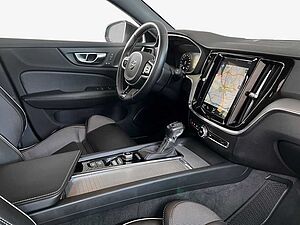 Volvo  T4  Aut Glasd PilotAssist BLIS Navi