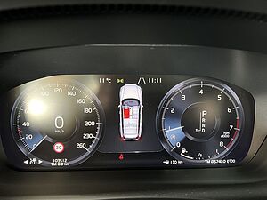 Volvo  T4  Aut Glasd PilotAssist BLIS Navi