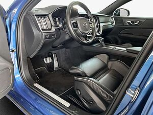 Volvo  T4  Aut Glasd PilotAssist BLIS Navi