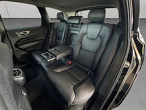 Volvo  B4 AWD  Aut Belüftete-Massagesitze