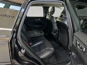 Volvo  B4 AWD  Aut Belüftete-Massagesitze