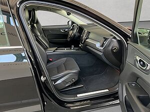 Volvo  Momentum Pro