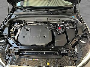 Volvo  Momentum Pro