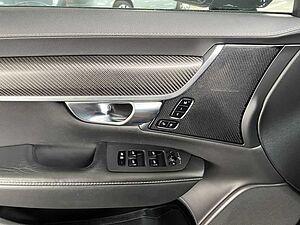 Volvo  R Design