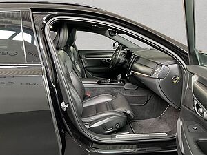 Volvo  R Design