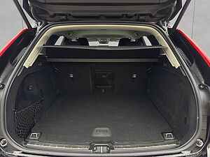 Volvo  Plus Dark