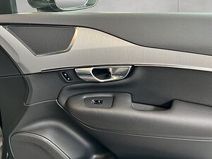 Volvo  Momentum Pro