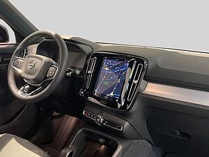 Volvo  Plus Dark