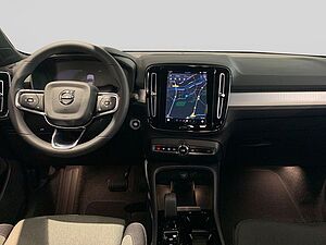 Volvo  Plus Dark