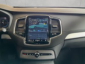 Volvo  Plus Dark