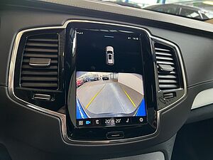 Volvo  Plus Dark