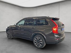 Volvo  Plus Dark