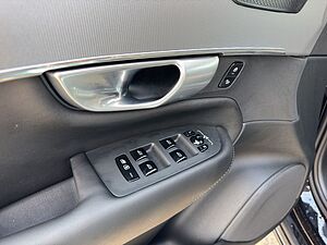 Volvo  Plus Bright