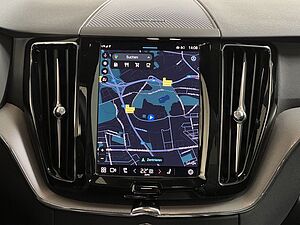 Volvo  Plus Dark