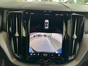 Volvo  Plus Dark