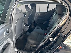 Volvo  Momentum Core