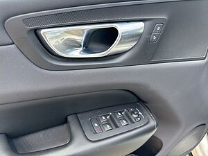 Volvo  Momentum Pro
