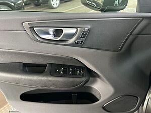 Volvo  Momentum Pro