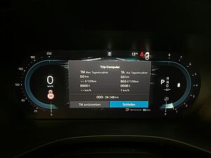 Volvo  Plus Dark