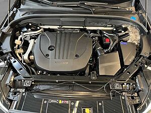 Volvo  Plus Dark